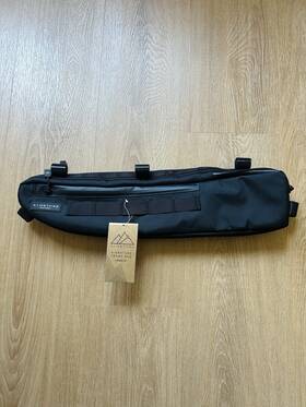 Alm701 Almsthre Signature Frame Bag