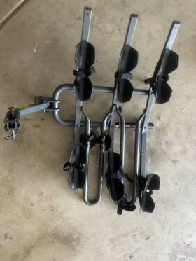 7076328 Bell Sports Right Up 350 3-bicycle Platform Hitch Rack Bike Mtb