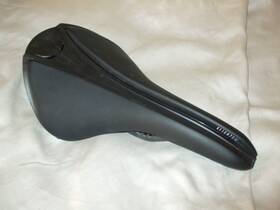 Fizik 021890455802 Aliante R1 Versus Evo Carbon-braided Road Saddle Large