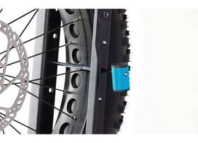Fkp-27403 Quietkat Pivot Pro Vehicle Hitch Rack Wheel Lock
