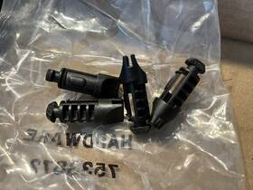 1500031458 Thule Set Of 4 Podium Roof Rack Replacement Lock Plug - 6395 8536395