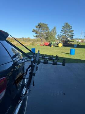 15759660 Thule Tempo 2 Trunk Rear Mounted Bike Rack Bikes
