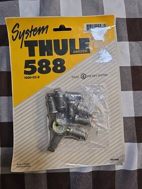 Thule 313020005881 588 One-key Lock Cylinders - Set Of 8 New