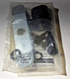 Thule 53-6-145 New Stl2 Sung Tite Receiver Lock Hitch Bike Racks 7533755