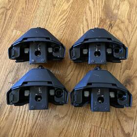 7105xx Thule Evo Clamp Foot Fit Kit Front And Rear Clamps Read Description