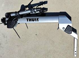 Soa567b042 Thule Aluminum 2 Bike Hitch Mounted Rack With Lock Complete Used Unit