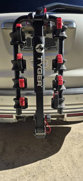 4-bike Tyger 119083 Hitch Mount Rack Black Red With Protective Padding