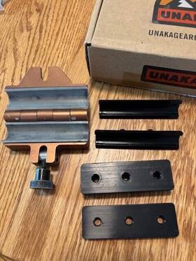 1000-ma10-00-2 Unaka Thru Axle Bike Fork Mount - Orange