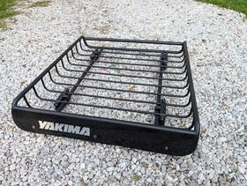 102591 Yakima Roof Rack With Basket And Net Used
