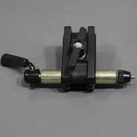 4906-5079 Yakima Round Bar Roof Rack Clamps Brackets Bolts