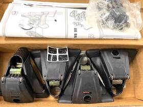 6009910016 Yakima Roof Rack Q Towers For Round Bars #0105