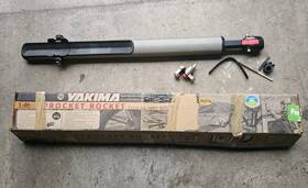 02106 Yakima 736745020903 Forkmount Rooftop Bike Carrier Sprocketrocket Round Or Square Bars