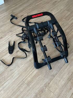 8002633-u-b Yakima Fullback 3 Bike Trunk Strap Rack With Zipstrips Black Used Once