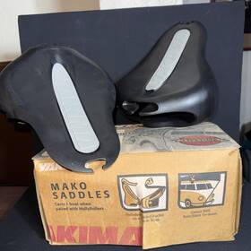 8007237 Yakima Mako Set Of Saddles With Mounting Hardware