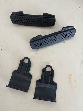 Bc180 Yakima Baseclip For Baseline Towers Used - Fits Ford Maverick