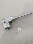 Yakima Locking Qr Skewer 9MM Fork Mount Steelhead Viper W/ Key. Fixed Price $23.00.