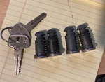 Set Of 4 Genuine Thule Locking Cylinders And 2 N069 One-key System. Fixed Price $34.56.