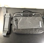 Thule Stravan 13'' Macbook Pro+ Ipad Attache Messenger Bag Case, Gray. Fixed Price $34.75.