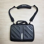 Thule Gauntlet Macbook Pro Attache Black Hardshell Laptop Case Bag 13-15 Inch. Fixed Price $39.99.